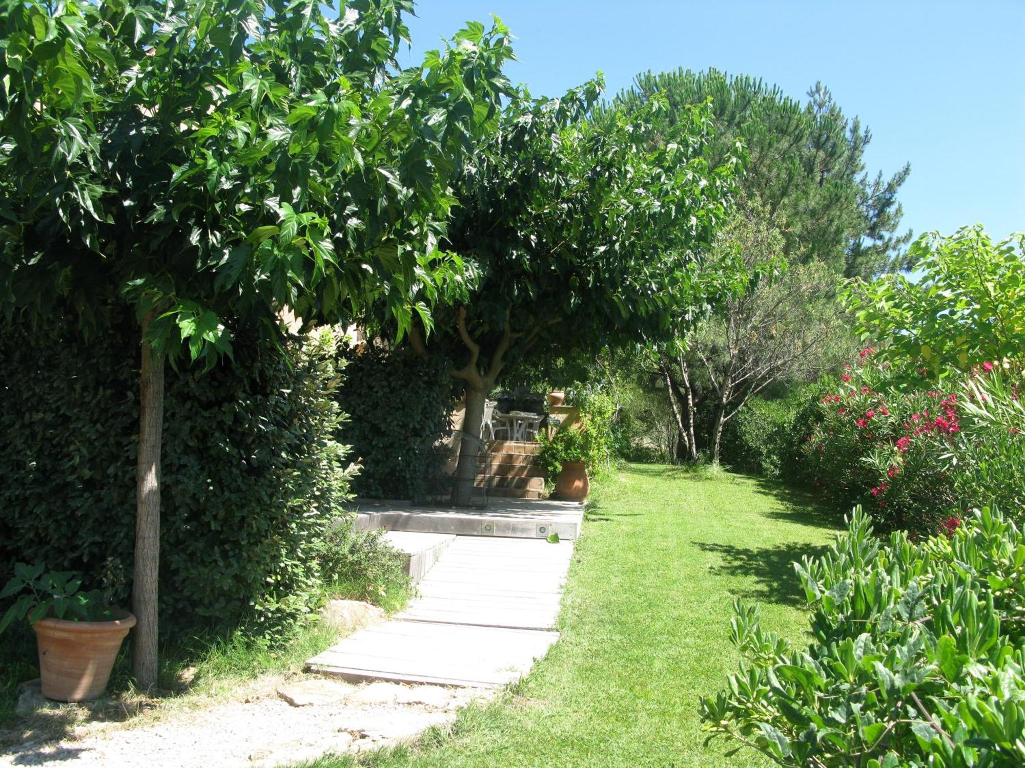 L'Oustaou B&B Piscine & Spa Besse-sur-Issole Exterior foto