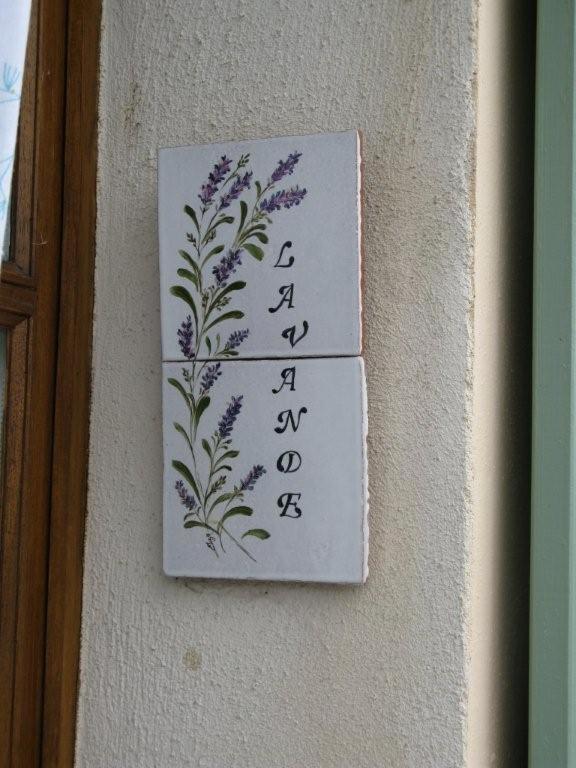 L'Oustaou B&B Piscine & Spa Besse-sur-Issole Quarto foto