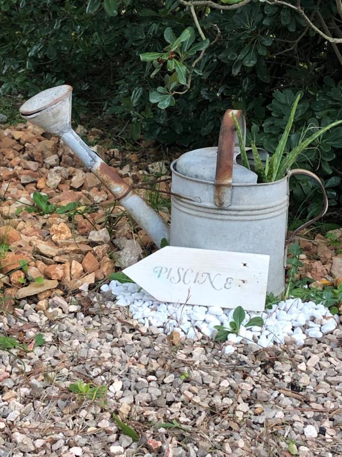 L'Oustaou B&B Piscine & Spa Besse-sur-Issole Exterior foto